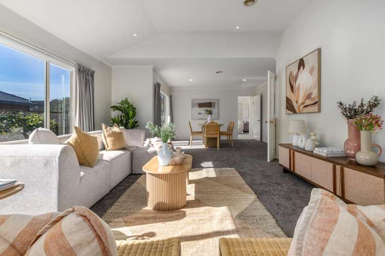 15 Runanga Grove Waikanae_2