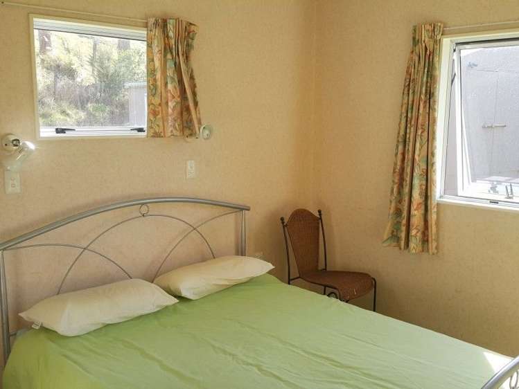 5820 Kenepuru Road Kenepuru Sound_9