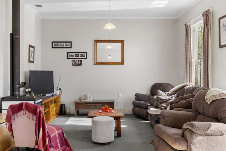 160 White Road Broadlands Forest_12