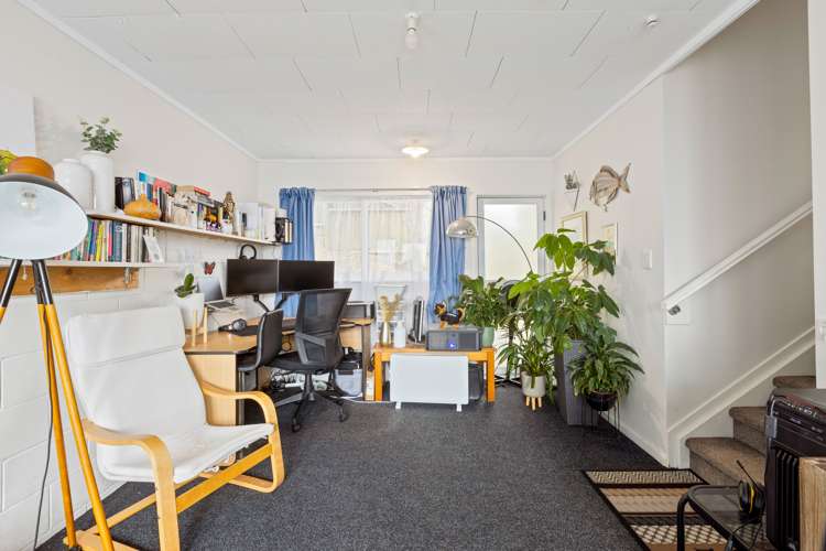 10 Royalty Rise Red Beach_15