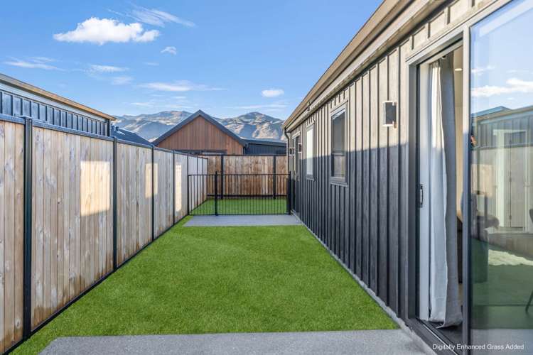 36 Magnum Drive Cromwell_19