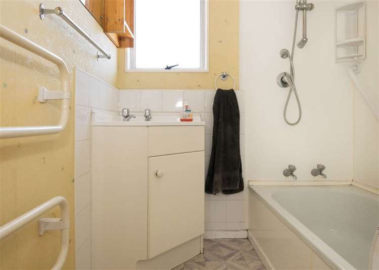 20 Rousehill Street Renwick_10