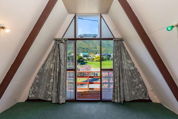 34 Beach Road Waikawa_10