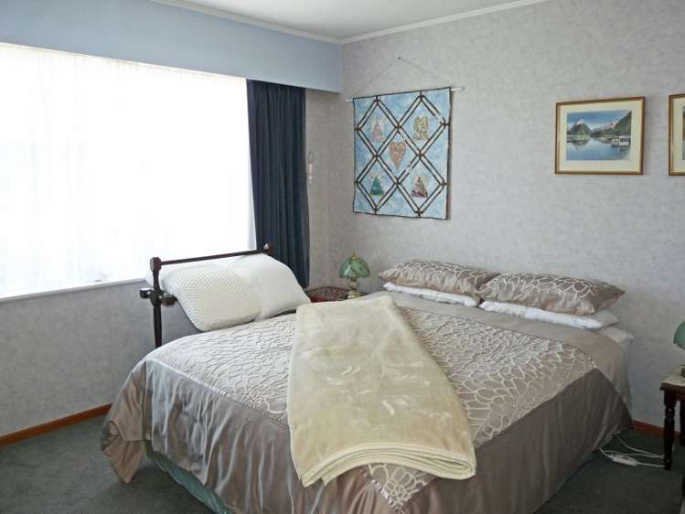 12 Reeves Street Stoke_12