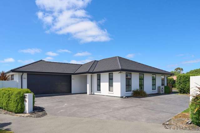 Modern & Spacious Family Living