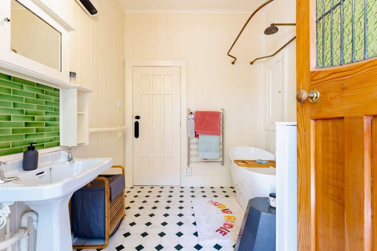 9 Ings Avenue Saint Clair_12