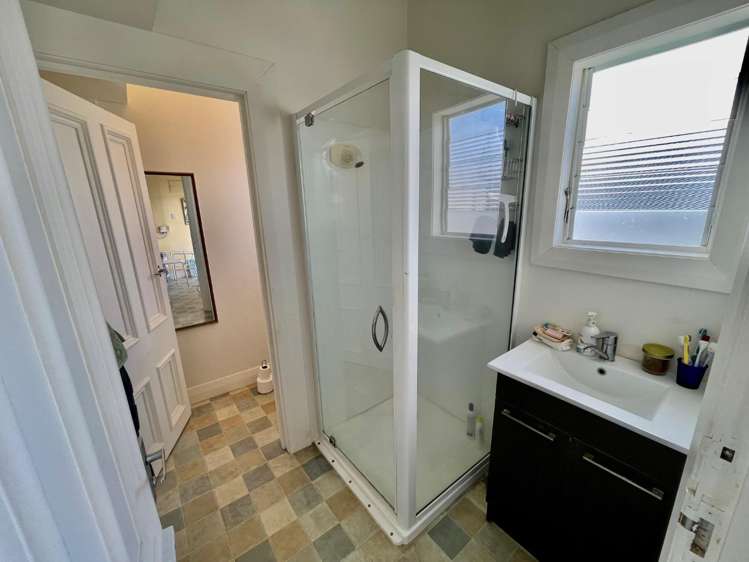 7/7 Queens Parade Devonport_9