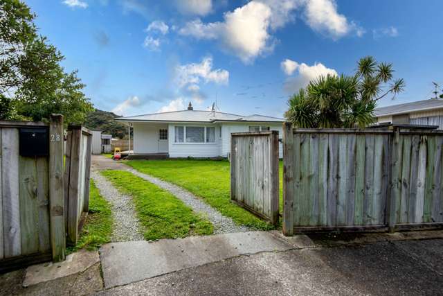 28 Wetherby Grove Wainuiomata_2