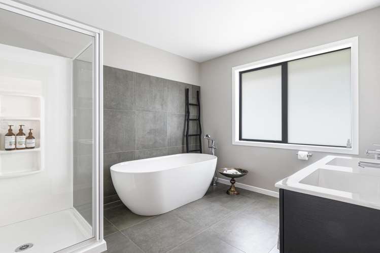 10 Benmore Crescent Pyes Pa_25