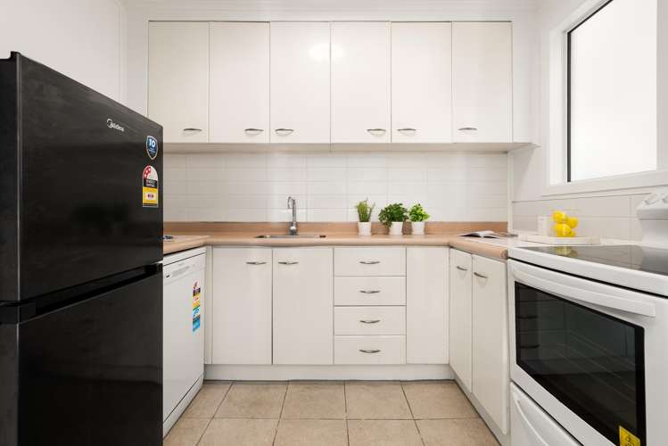 2/18 Hackett Street St Marys Bay_3