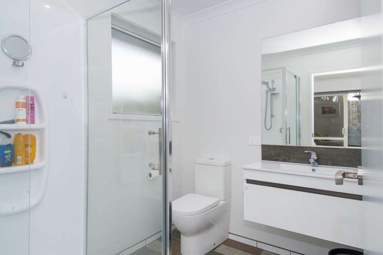 288 Ballintoy Park Drive Welcome Bay_10