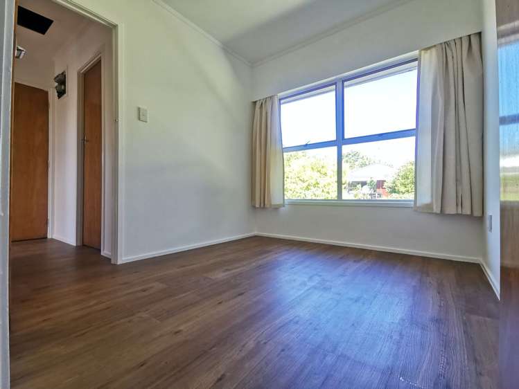 2/20 Nigel Road Browns Bay_6