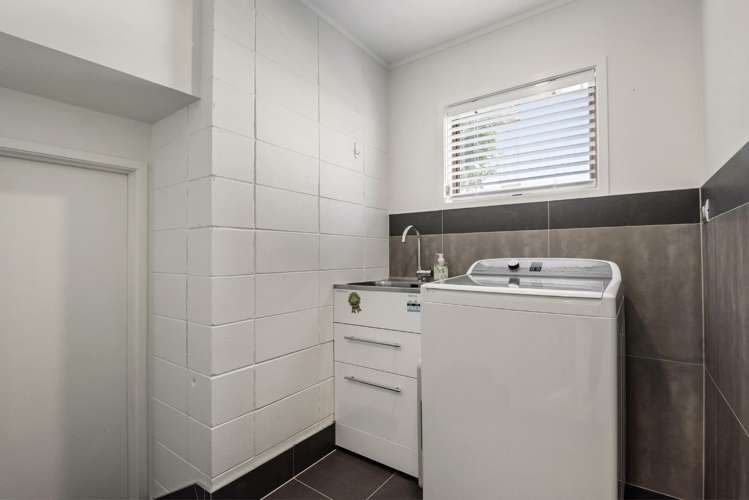 86 Becroft Drive Forrest Hill_27