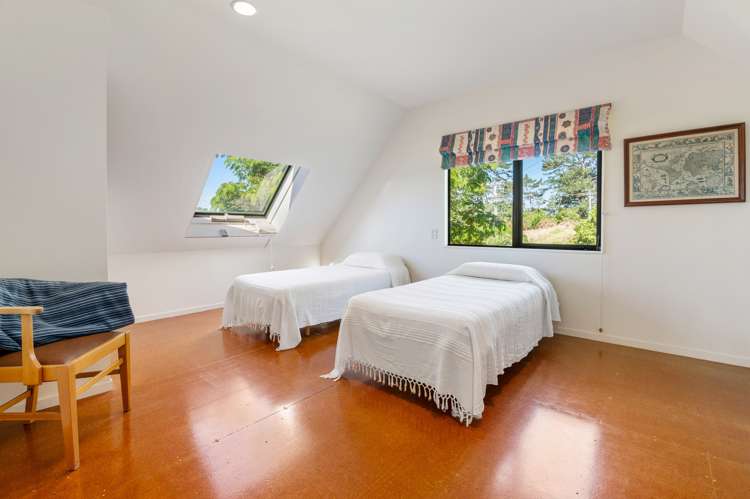 8 Mokoia Drive Tihiotonga_17