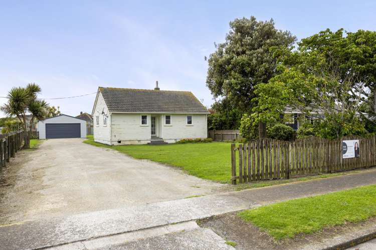 12 Egmont Street Patea_0