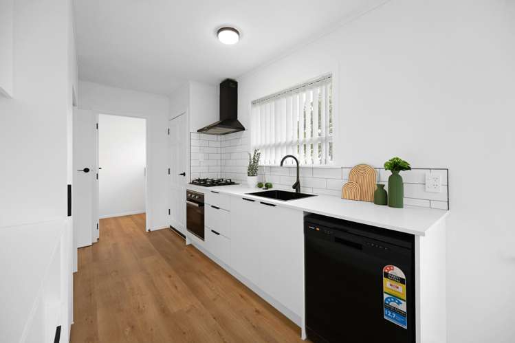 73 Lewis Street Glenview_8