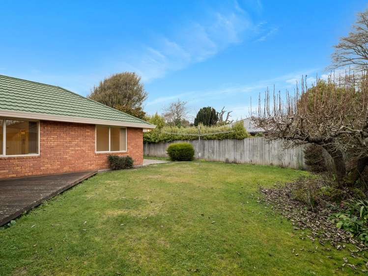 4 Netherby Lane Shirley_21