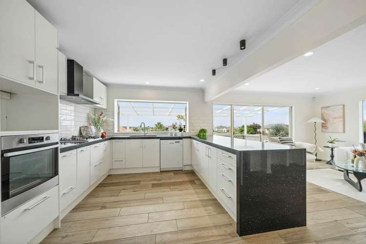 214 Whitford Road Shamrock Park_11