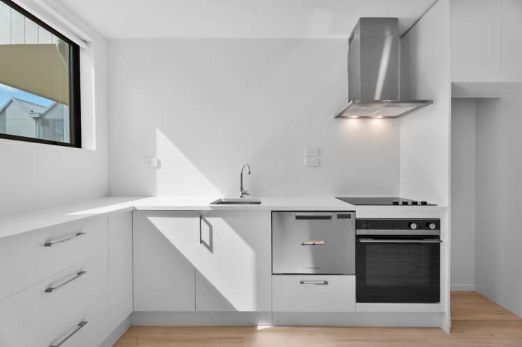 7/52 Taramea Street 10016_1