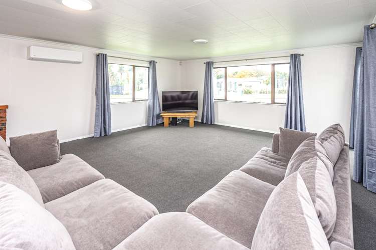 24 Selwyn Crescent College Estate_7