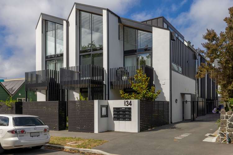 201/34 Cranmer Square_0