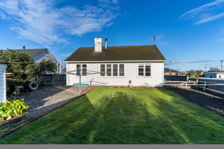 6 Duthie Street Milton_15