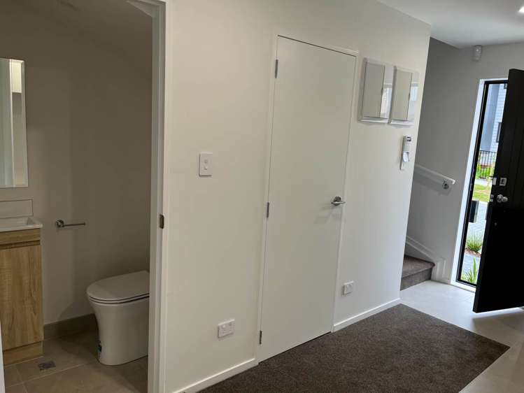 41 Raupeti Lane Henderson_12