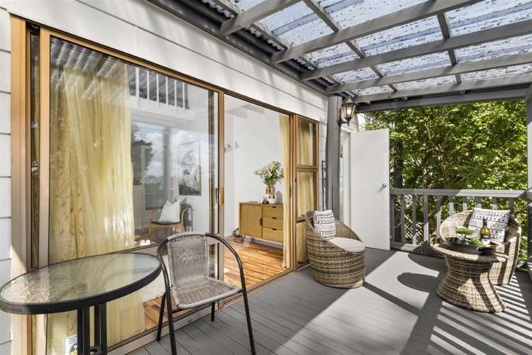 2/1 Mulberry Place Glenfield_7