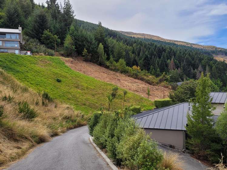 5 Tussock Lane Queenstown Hill_1