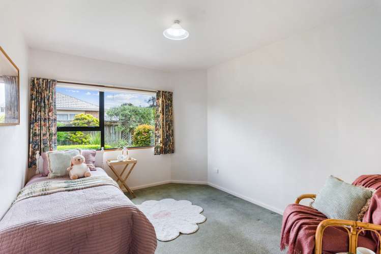 7 Beachwater Grove Paraparaumu Beach_17