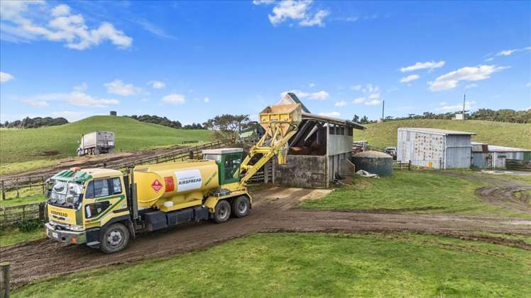 1535 Taumatamaire Road Awakino_9