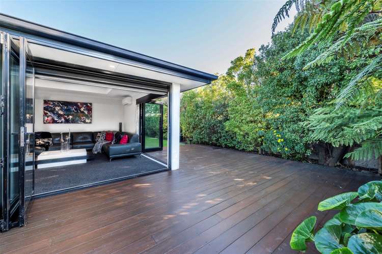 1/11 Teal Close Woolston_20