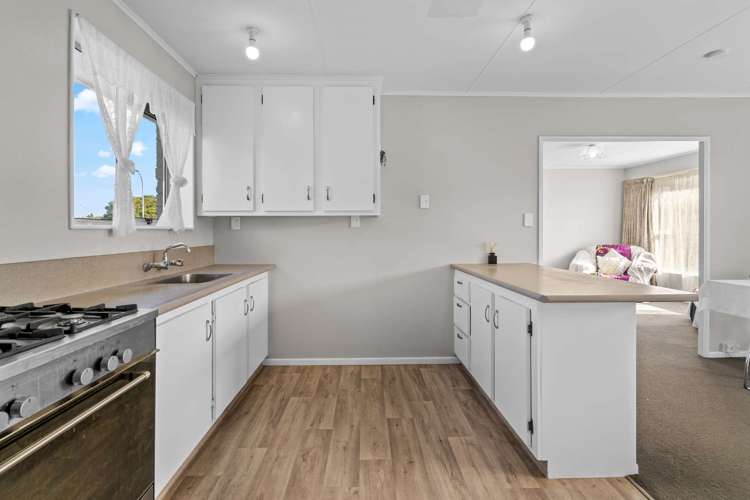 93 Dunbeath Crescent Kew_13