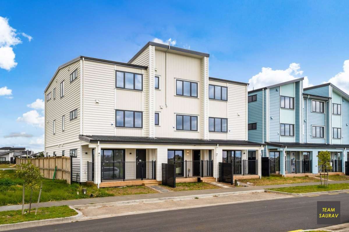 27,29 & 31 Awhi Way_0
