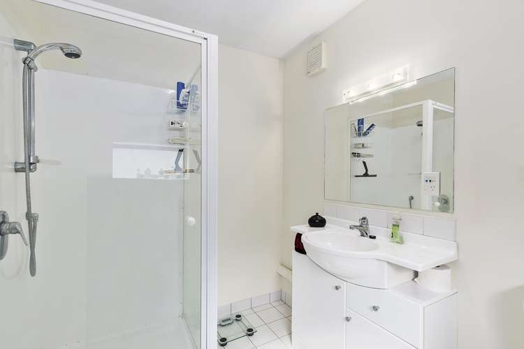 10 Inverell Way Seatoun_11