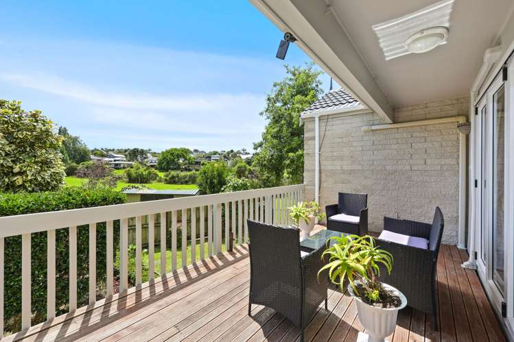 2/30 Curacao Place_2