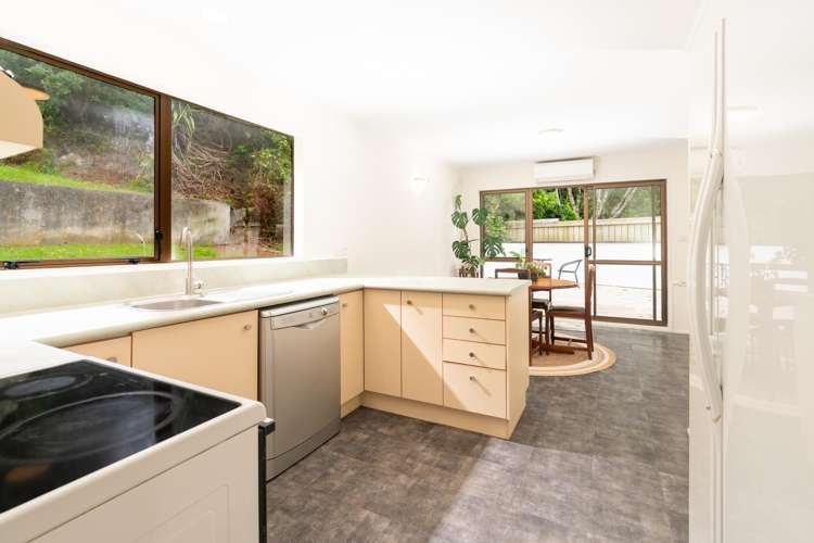 98 Allington Road Karori_10