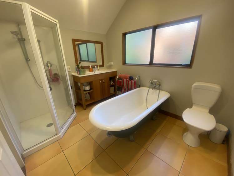 1/8 Swainson Street Naenae_9