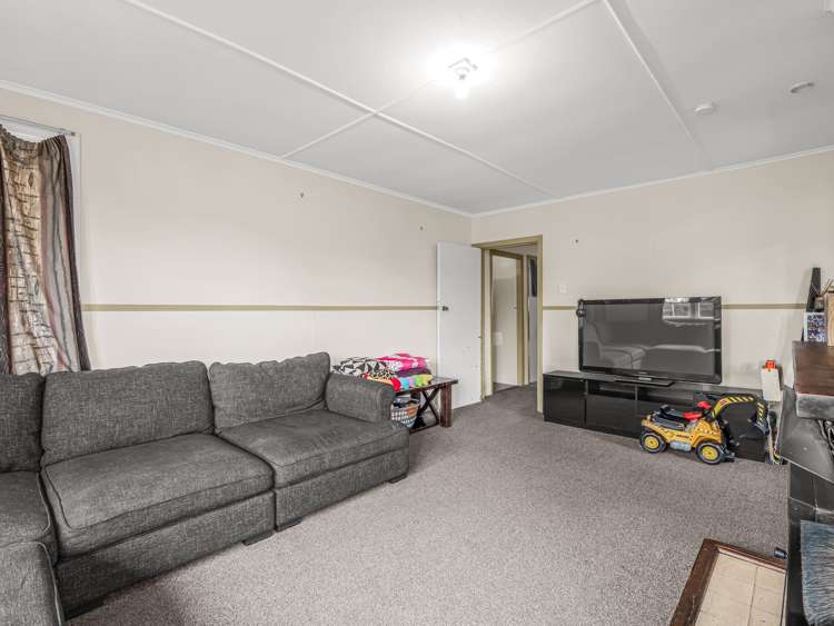 10 Hartgill Crescent Dannevirke_9