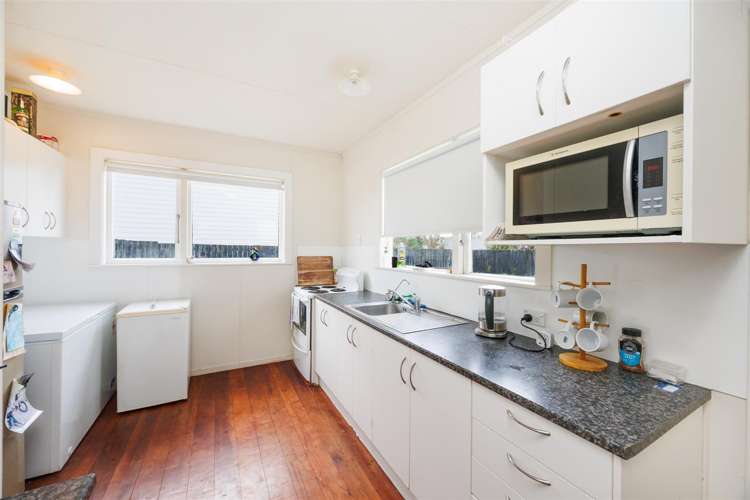 369 Wellington Road_5