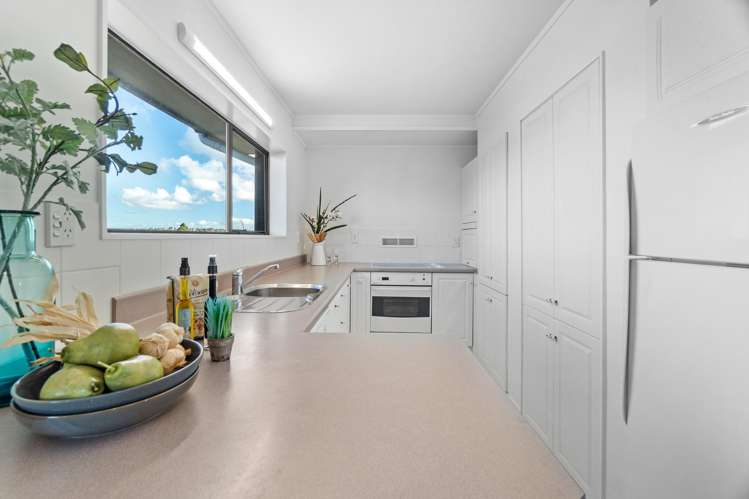 1/965 Beach Road Torbay_13