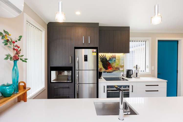 6 Bryant Street Takaro_9