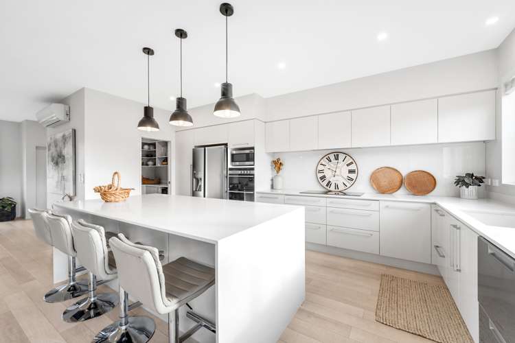 39 Kahawairahi Drive Beachlands_3