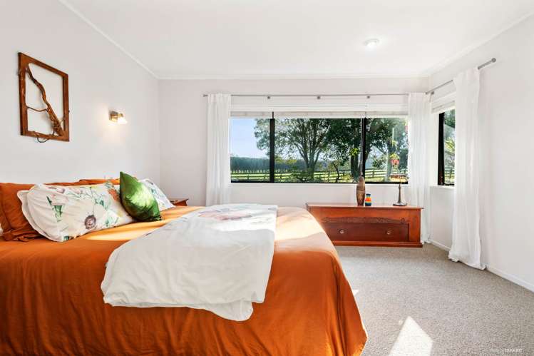 111 Pearson Road Patumahoe_14