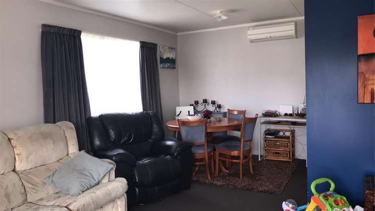 99 Sherwood Street Bellevue_6