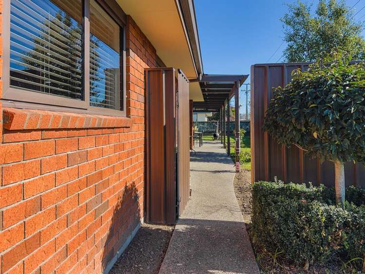 2 Willis Place Renwick_15