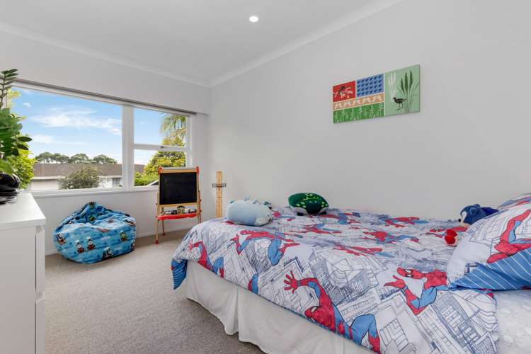 96 Hepburn Road Glendene_13