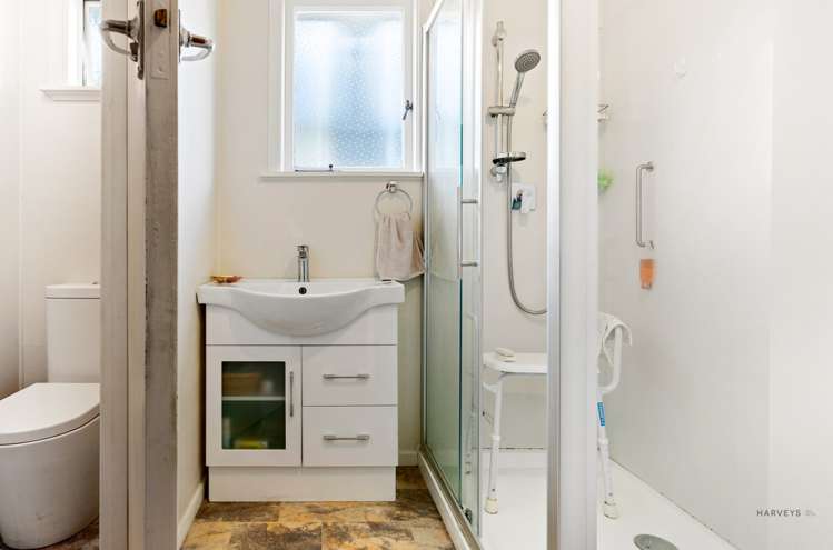 14 Pine Avenue Henderson_8