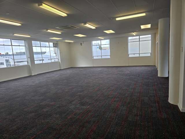 Shop 3/7 Hall Street Pukekohe_3