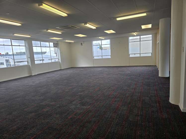 Shop 3/7 Hall Street Pukekohe_3